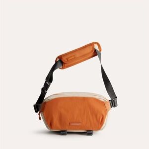 Bagsmart Soar 6L Camera Sling